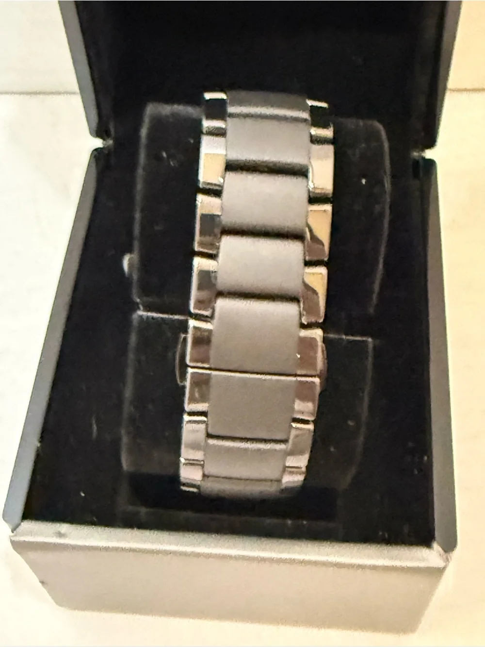 EMPORIO ARMANI MENS WATCH AR1451 CERAMIC BLACK STRAP WITH BLACK DIAL GENUINE